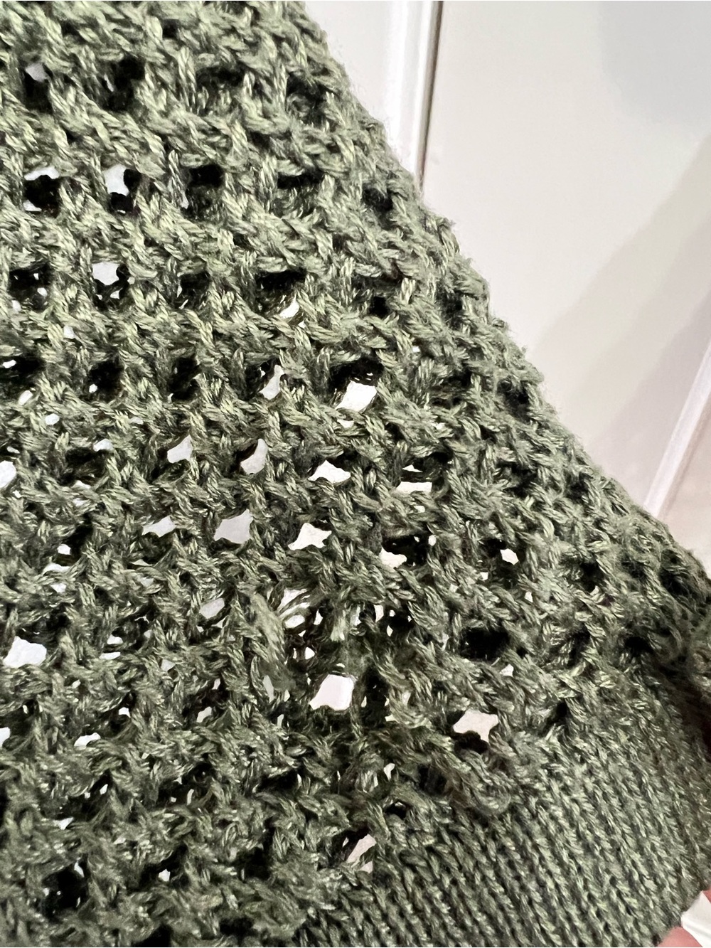 Orange Kiss raw hem olive crop open knit sweater - Picture 5 of 6